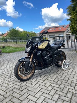 Kawasaki Z750 - 3