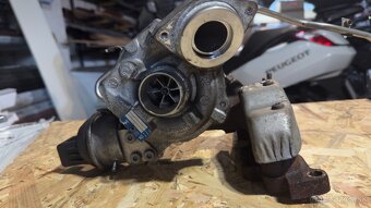 Rozpredam motor 2.0 TDi cfhc - 3