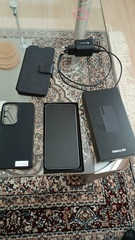 Samsung galaxy S 24 - 3