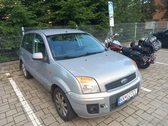Ford fusion na opravu - 3