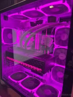 AMD R9 7900X3D 5.6hgz  v zaruke - 3