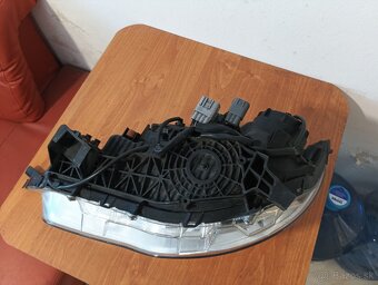 Pravé predné svetlo Mitsubishi ASX - 3