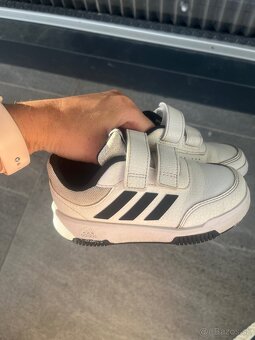 Detské tenisky adidas, veľkosť 25, top stav, cena 13€. - 3
