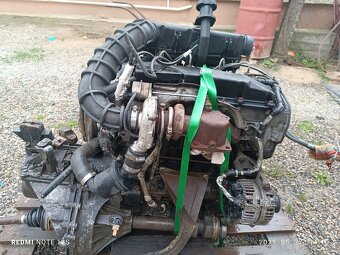 Ford Transit 2l 62,5 kw motor - 3