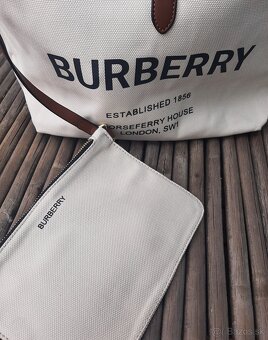 Burberry kabelka - 3