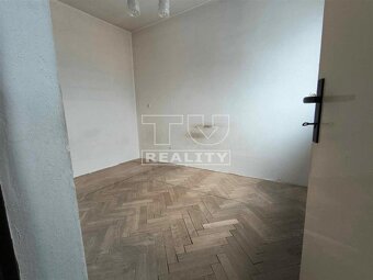 ZNÍŽENÁ CENA Priestranný 3-izbový byt v tichej lokalite... - 3