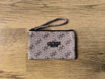 Dámska kľúčenka Guess - 3