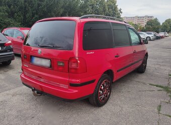 Volkswagen Sharan 1.9TDI 85KW ( FAMILY ) - 3