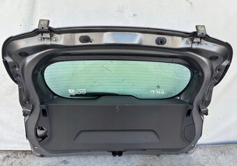 Renault Clio IV 4 HB 2012- 5. piate kufrové dvere kufor - 3