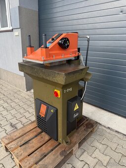 Atom SE 16 vysekávací stroj Hydraulická řezačka Svit Sandt - 3