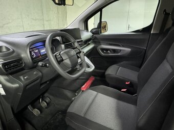 AUTO NA PRENÁJOM PRESOV / TOYOTA PROACE VERSO CITY - 3