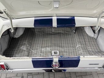 Ford Mustang Fastback GT350 Clone z roku 1966 - 3