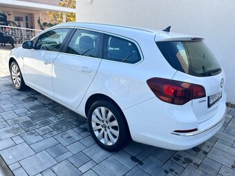 OPEL ASTRA SPORTS TOURER COSMO - 3
