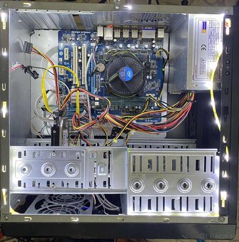 Predám kancelárski pc i3 4 gb ram 250 gb hdd - 3