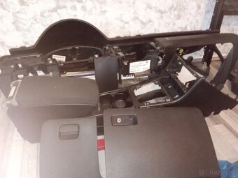 Predám veci Passat b6 - 3