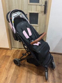 Športový kočík MOMI Pink - 3