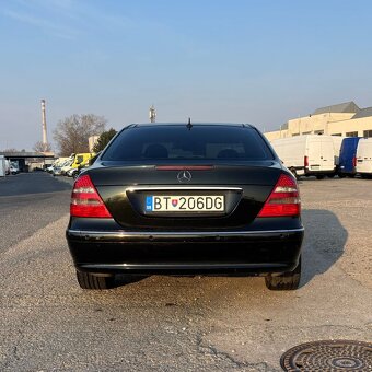 Mercedes-Benz E500 W211 5.0 V8 – 225 kW - 3