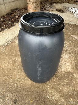 Plastove sudy 220l - 3