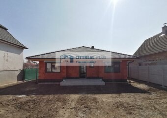 Ponúkame Vám na predaj novostavbu 4-izbového rodinného domu - 3