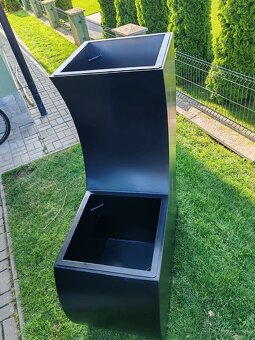 Kvetináč - 3