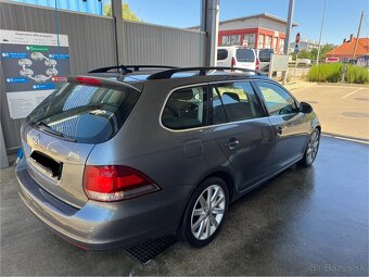 Volkswagen Golf 6 Kombi 2.0 tdi 103kw Cr highline - 3