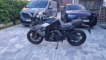 CF MOTO  GT 650 Premium - 3