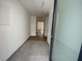 Moderný a priestraný 4-izbový dom (114 m2) na pozemku... - 3