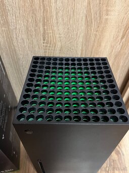 Xbox Series X 1TB 2x ovladač - 3