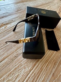 Predam slnecne okuliare Versace v top stave - 3