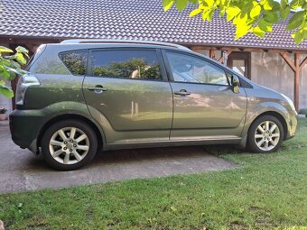 Toyota Corolla Verso 1,8 VVTi - 3