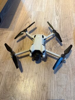Predám dron DJI Mini 4 Pro - 3