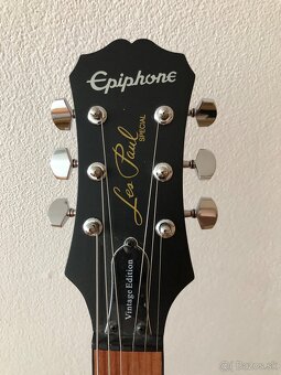 Predám gitaru, kombo, stojan a púzdro - 3