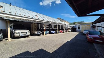 Priemyselný areál (tri haly, recepcia, kancelária, garáže, l - 3