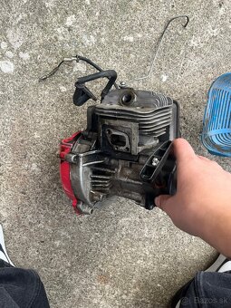 Motor na krovinorez - 3