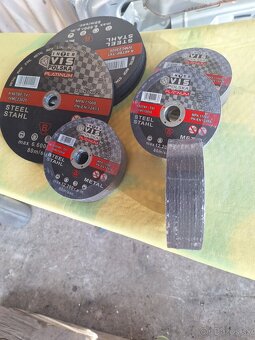 Predám rezne kotúče 125a 230mm - 3