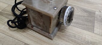 Starožitný telefon - 3
