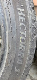 Pneumatiky 225 /45/R17 letné - 3