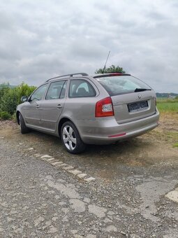Škoda Octavia 1.6 MPI facelift cappucino - 3