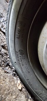 Predám disky s pneu 275/70 r22,5 - 3