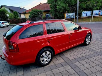 Škoda OCTAVIA 2 FACELIFT COMBI 1,9TDI 77KW AKO NOVA - 3