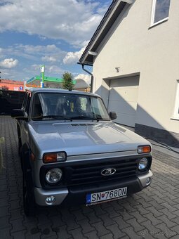 Lada Niva Urban - 3