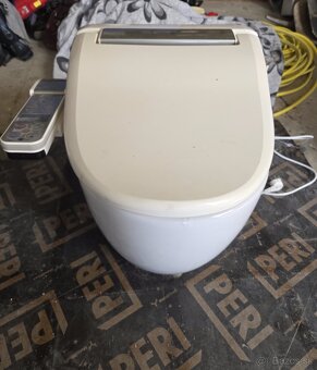 Wc s bidetom Willeroy & Boch - 3