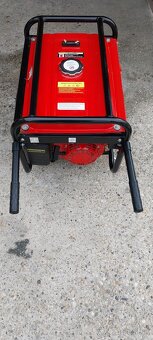 Generatir - 3