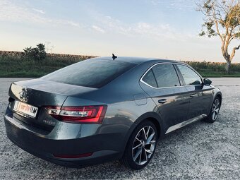 Predám Škodu Superb Style 2.0tdi 110kw DSG - 3