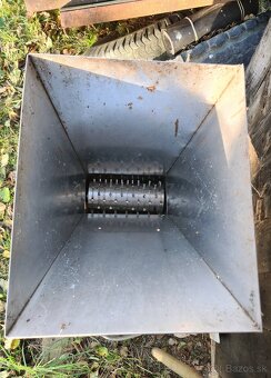 Srotovnik na ovocie - 3