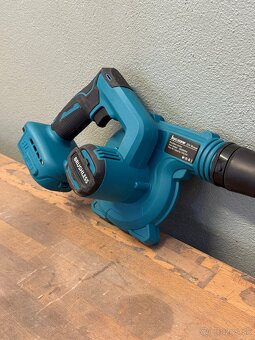 AKU fukár na Makita baterky - 3