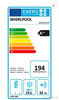 Truhlicová mraznička Whirlpool 251l - 3