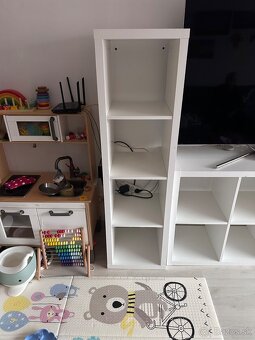 Ikea Kallax biele police / kniznica / regal - 3