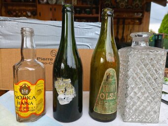 staré sklenené fľaše - 3