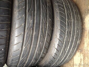 Predám letné Pneu 195/55 6/7mm - 3